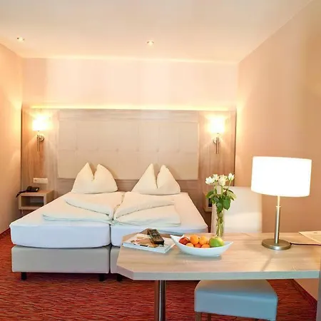 克罗恩酒店 蒙德湖