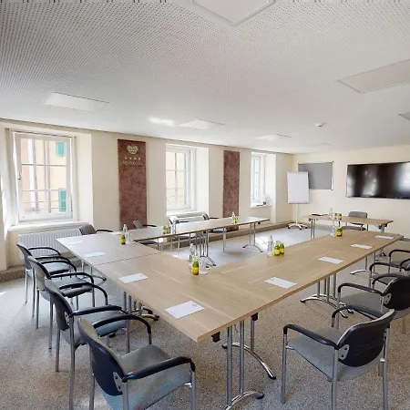 克罗恩酒店 酒店